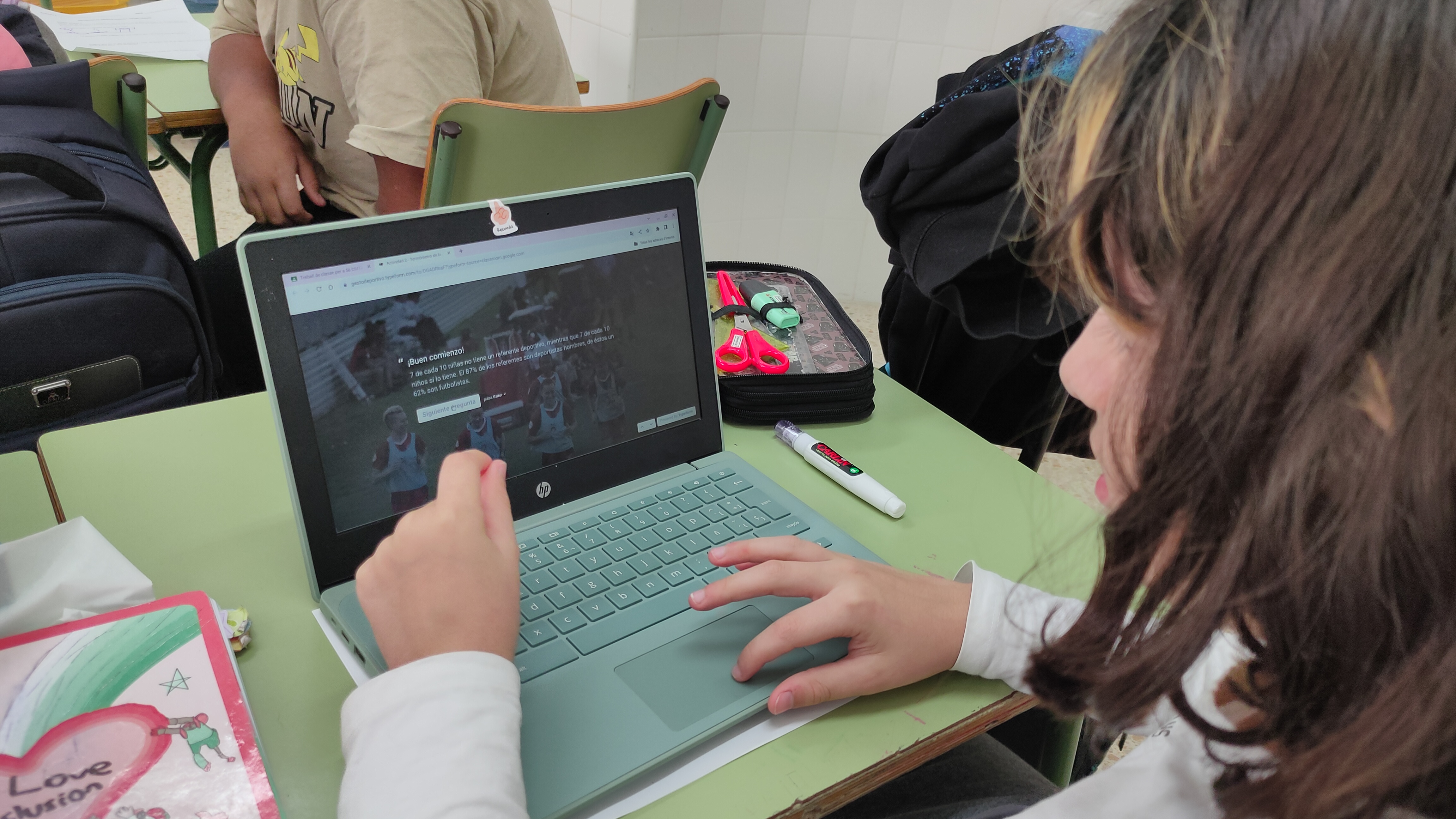 Niña y Deporte - Actividad educativa